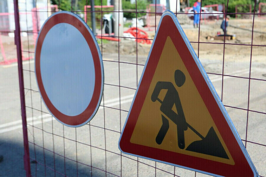 В Благовещенске месяц будут вести работы на оживленном перекрестке в центре города 4 автобуса изменят маршруты