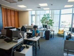 В Госдуме предложили не наказывать за опоздание на работу изза жары а также ввести послеобеденный сон