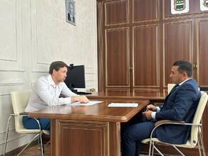 В Благовещенске закрываются точки где нелегально торгуют алкоголем жалоб на самокатчиков стало меньше мэр города обсудил с сенатором больные вопросы