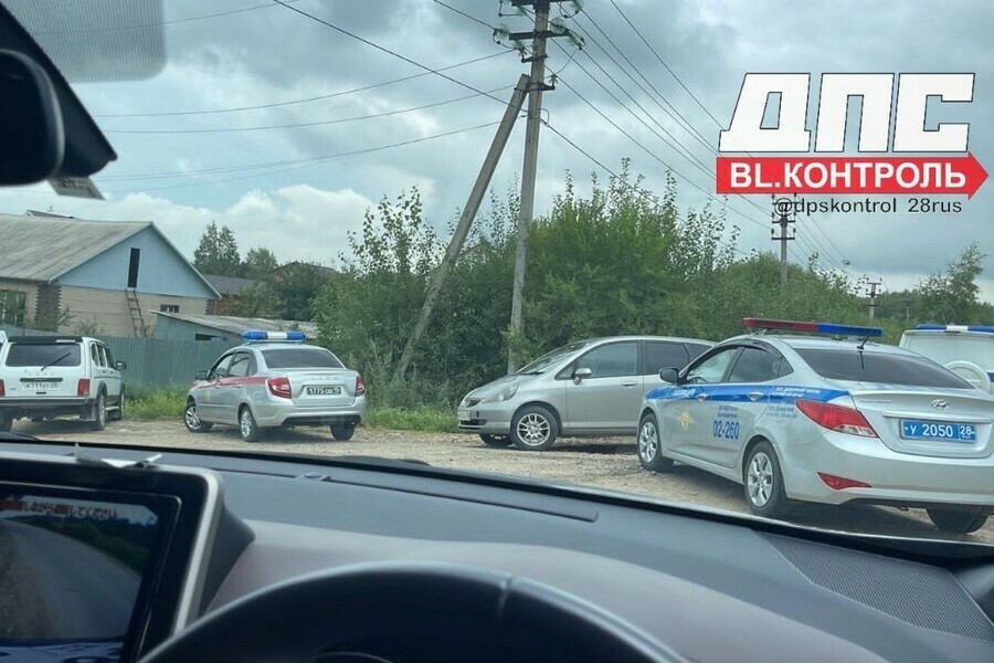Соцсети в доме в Чигирях закрылся вооруженный мужчина К месту стянулись спецслужбы фото