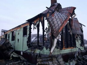 Вернулся в дом и больше не вышел в Тамбовском районе в страшном пожаре погиб 30летний мужчина Две его дочери в реанимации