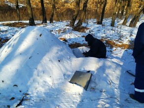 Благовещенцы построили дом из снега