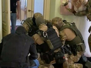 Заключает договор с Минобороны благовещенцу задержанному на своей же свадьбе суд снова изменил меру пресечения