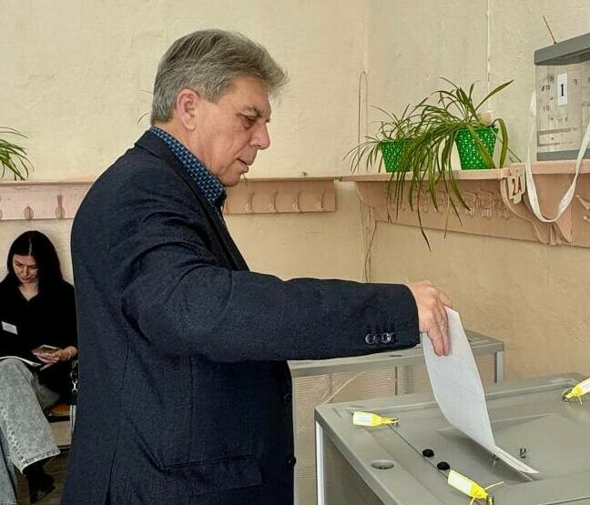 Мэром Белогорска снова стал Станислав Мелюков Данные предварительные