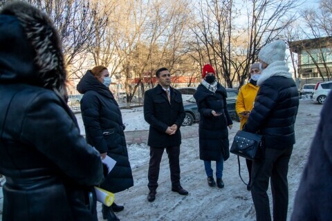 В Благовещенске отремонтируют проезды проходы и парковки около учреждений образования 