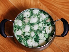 В Красноярском крае умер третий ребенок после отравления курицей и пельменями