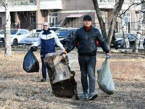 Депутаты Благовещенска сменили официальные костюмы на спортивную форму и перчатки фото