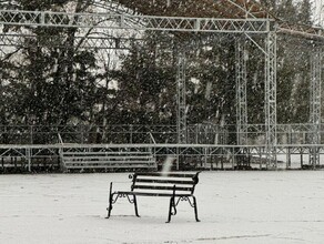 Чудеса в селе в амурской Ивановке скамейка исчезла из сквера и появилась на главной площади