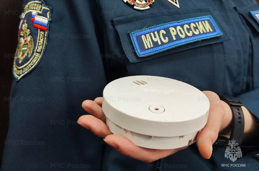МЧС России не продает пожарные извещатели сообщают амурчанам