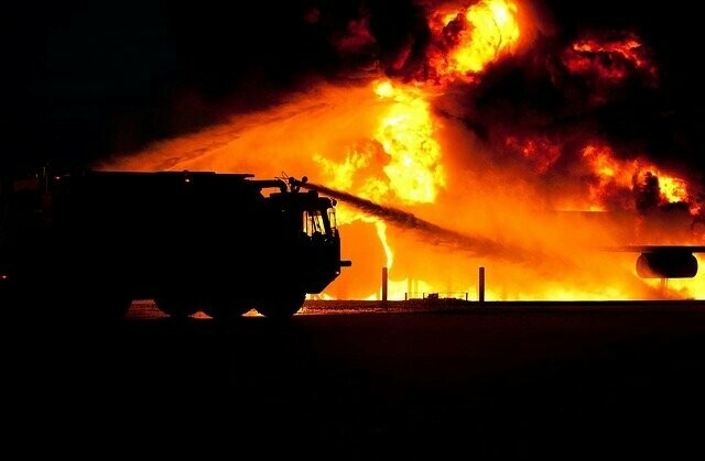 В КомсомольскенаАмуре загорелся нефтеперерабатывающий завод