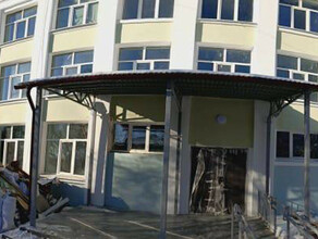 Первый за полвека капитальный ремонт заканчивают в школе Амурской области