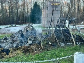 В Петербурге сгорел шалаш Ленина