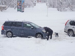 Наш снежный Благовещенск кадры с улиц заметенного снегом города