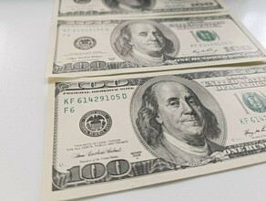Доллар рос по минутам Валютный рынок в России пережил потрясение