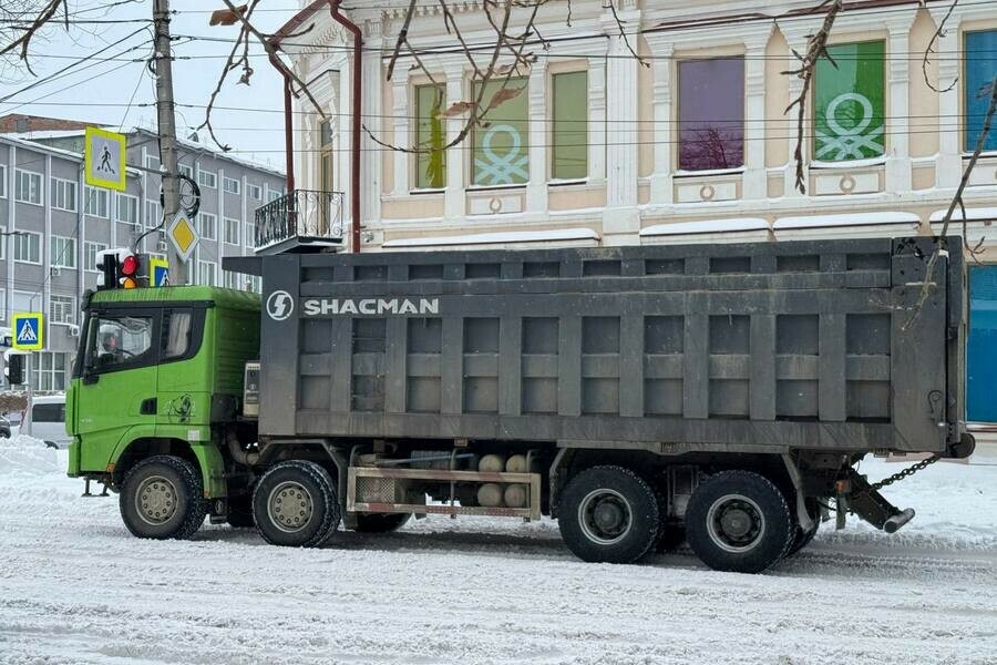 Власти Благовещенска озвучили места куда можно вывозить снег 