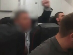 Помощник депутата Госдумы устроил дебош в самолете летевшем на Дальний Восток