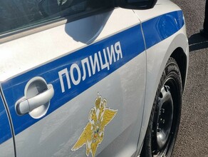 Вернулся пешком пьяный амурчанин угнал у родственницы авто и влетел в столб 