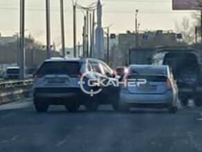 ДТП затруднило движение перед кольцом на Калинина в Благовещенске 
