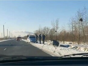 В Благовещенске по дороге на Моховую Падь перевернулось авто