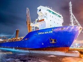 Затонуло судно с 380тонными кранами для расширения морского терминала во Владивостоке