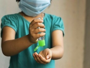 Раскрыто воздействие нового штамма коронавируса на детей