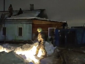 В Благовещенске трехквартирный жилой дом тушили четыре пожарные машины