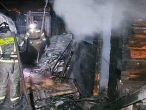 В Амурской области две пожарные машины тушили баню
