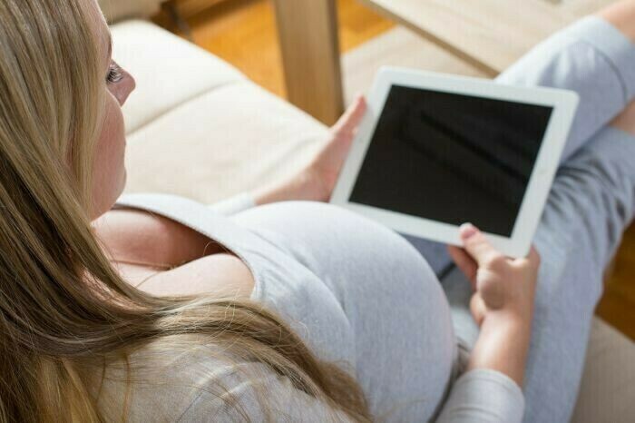 Первый регион России вводит бесплатный проезд для беременных