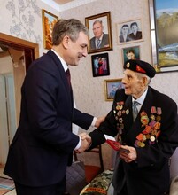 100летнего амурчанина Георгия Уса наградили в юбилейный год Победы