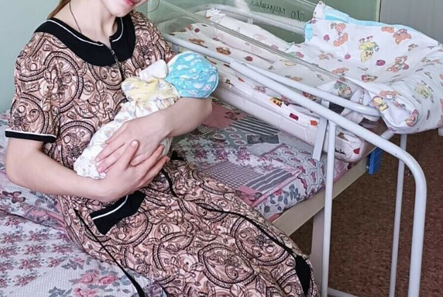 Дальневосточница родила дочку под стук колес поезда Россия