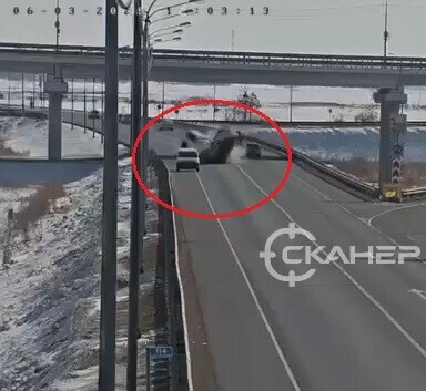 Момент смертельного ДТП где под Благовещенском столкнулись Lexus и Wish попал на видео