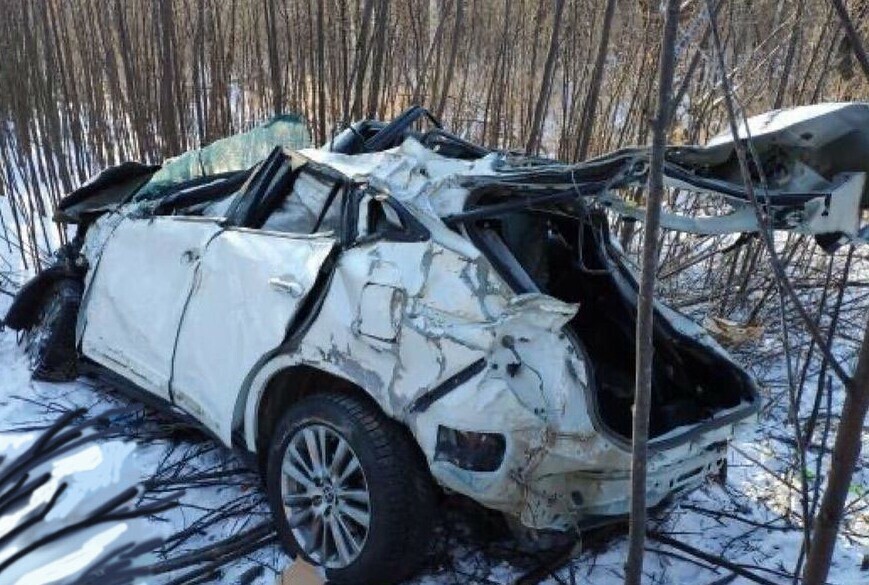 В Амурской области автомобиль ушел с тупика на взлёт