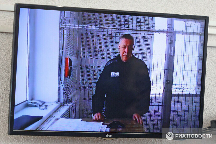 Исключаю алкоголь из своей жизни Михаилу Ефремову разрешили выйти по УДО