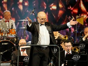 Известный амурский дирижер Анатолий Хопатько по указу президента РФ получил высокую награду