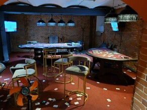 Избрана мера пресечения семерым благовещенцам организовавшим незаконное казино в центре города 