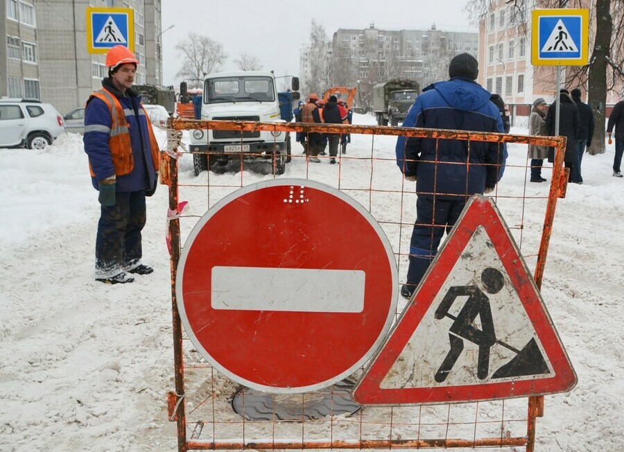 В Благовещенске на улице Мухина движение восстановлено 9 января улицу вновь перекроют