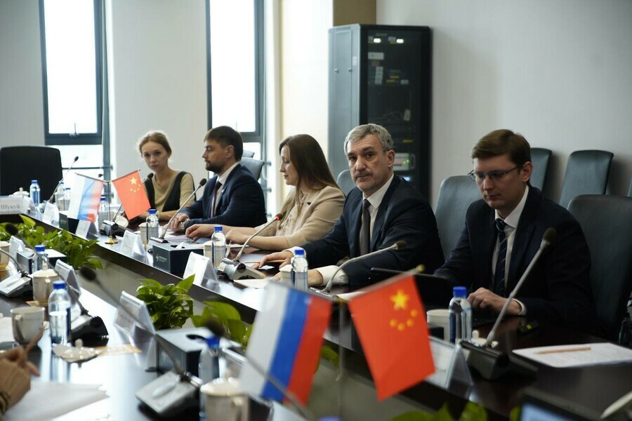 По указу президента в Благовещенске появится особый российскокитайский центр 