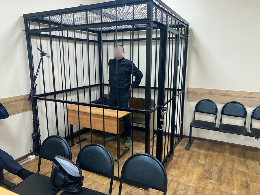 Подозревается в покушении на убийство в Благовещенске арестовали стрелявшего у бара видео