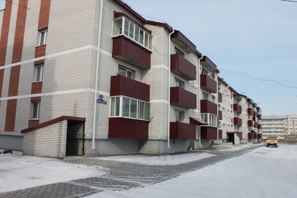 В Амурской области в 2021 году почти 800 семей переедут из бараков в новые квартиры 
