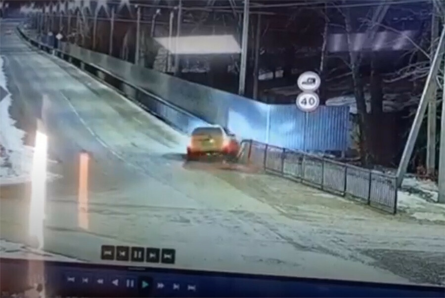 В Магдагачи нашли водителя скрывшегося с места ДТП видео