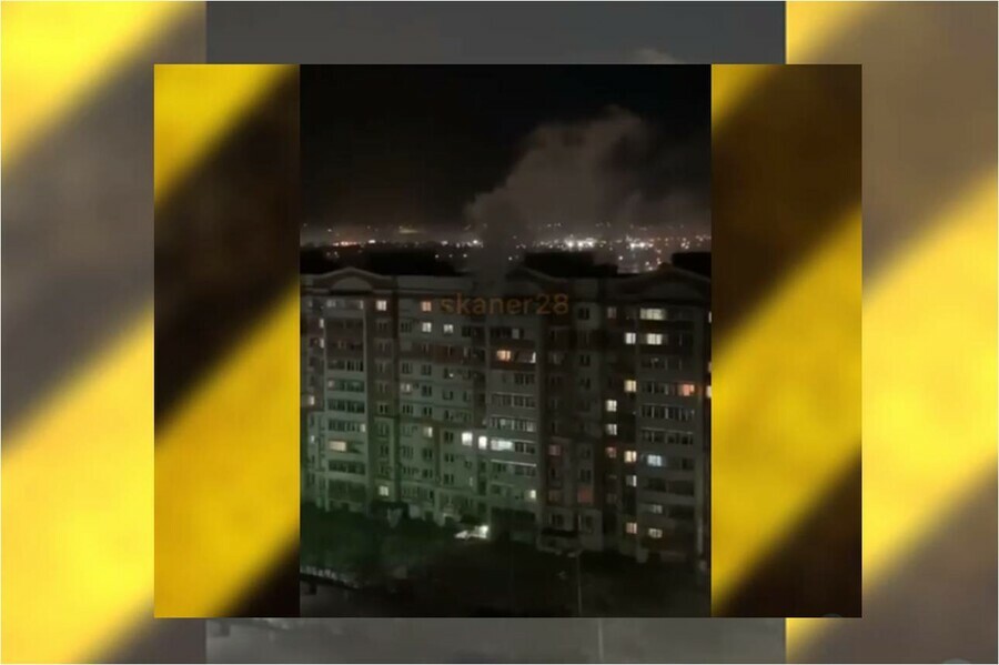 В Благовещенске ночью загорелся 9этажный дом пожарные не могли проехать изза машин