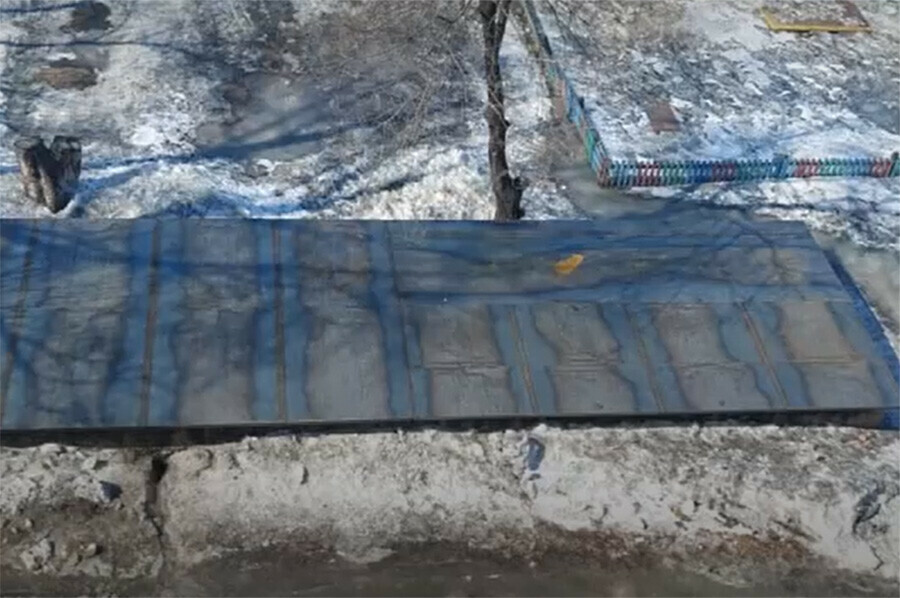 В Белогорске наконецто закрыли опасное бомбоубежище видео