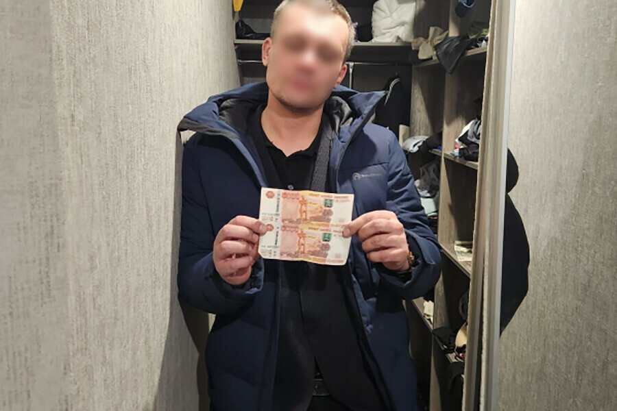 Полиция Благовещенска вышла на след фальшивомонетчиков видео