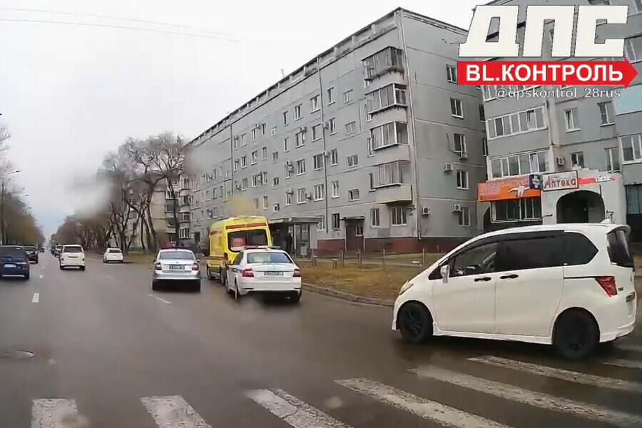 В центре Благовещенска сбили пешехода