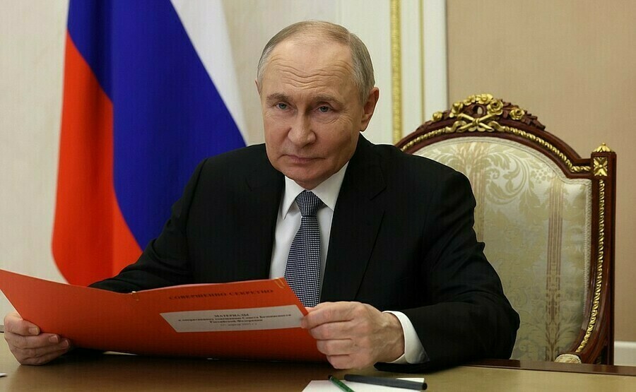 Путин признался что постоянно думает о том кто может сменить его на высшем посту 