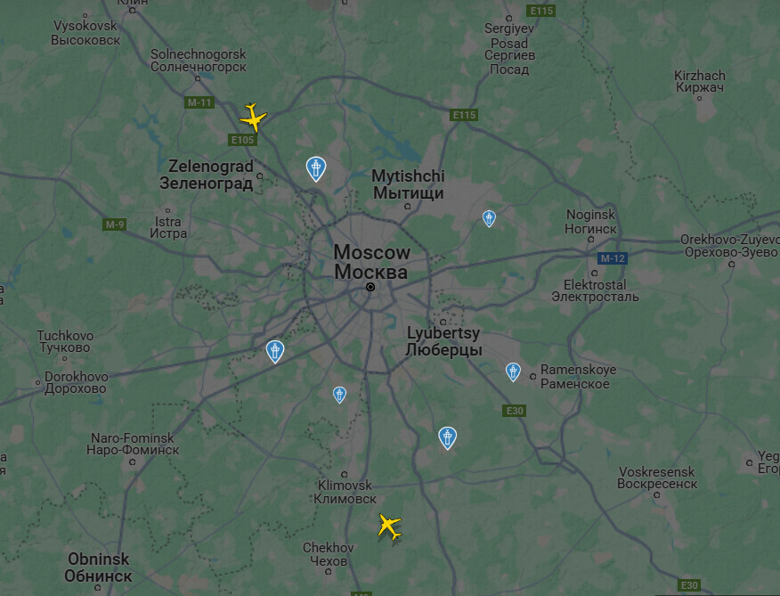 Все аэропорты Москвы закрыли для полетов изза атаки БПЛА