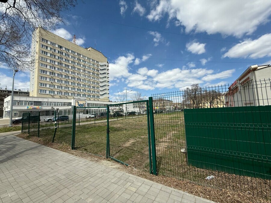 Наполненное смыслом место в Благовещенске напротив гостиницы Зея создадут новую зону отдыха за 35 миллионов фото