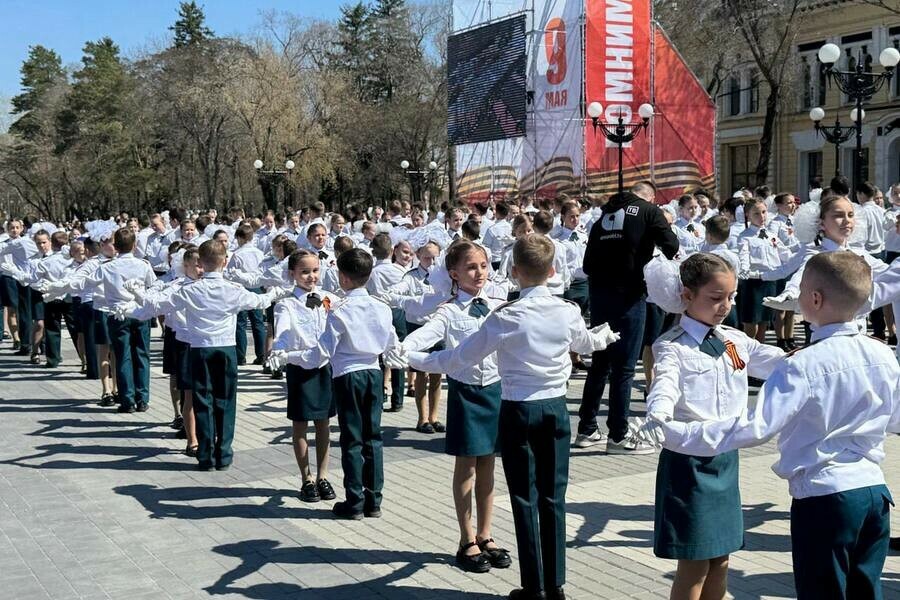 Вальс Победы состоялся в Благовещенске видео  
