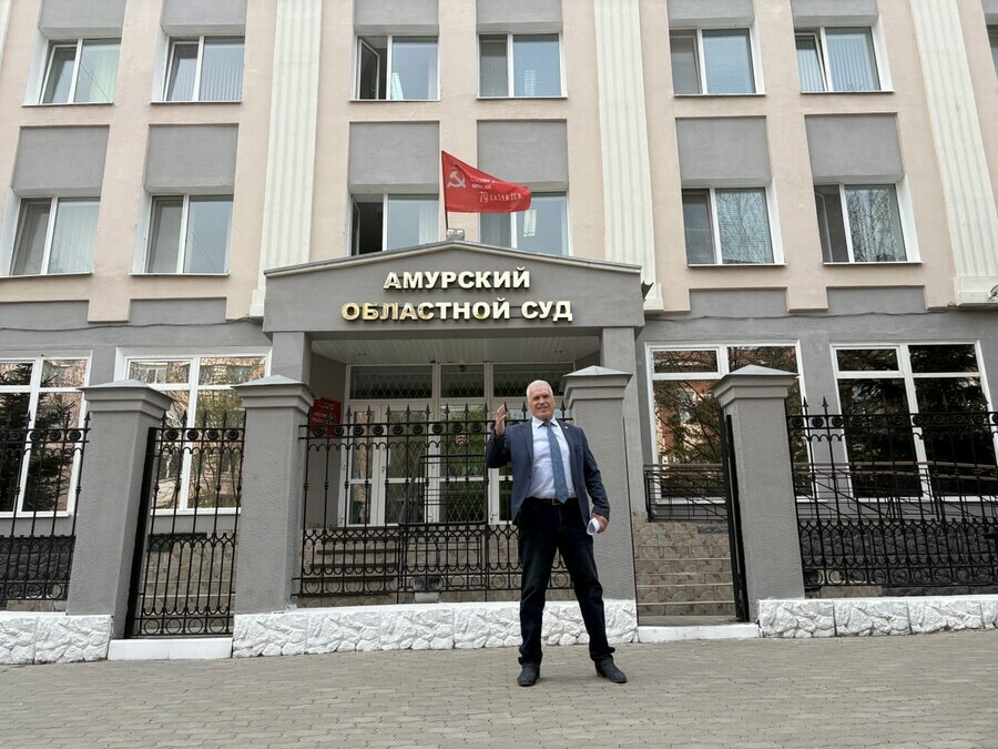 Я никогда не унываю и духом не падаю в Амурском областном суде начались заседания по делу бизнесмена Александра Синькова