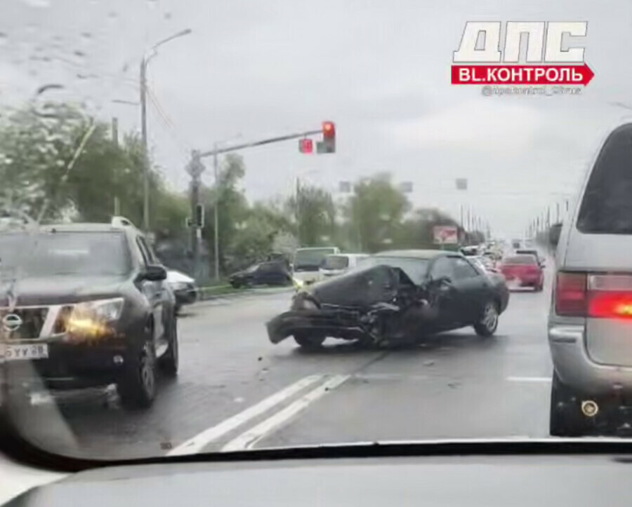 В Благовещенске на загруженной магистрали изза ДТП затруднено движение